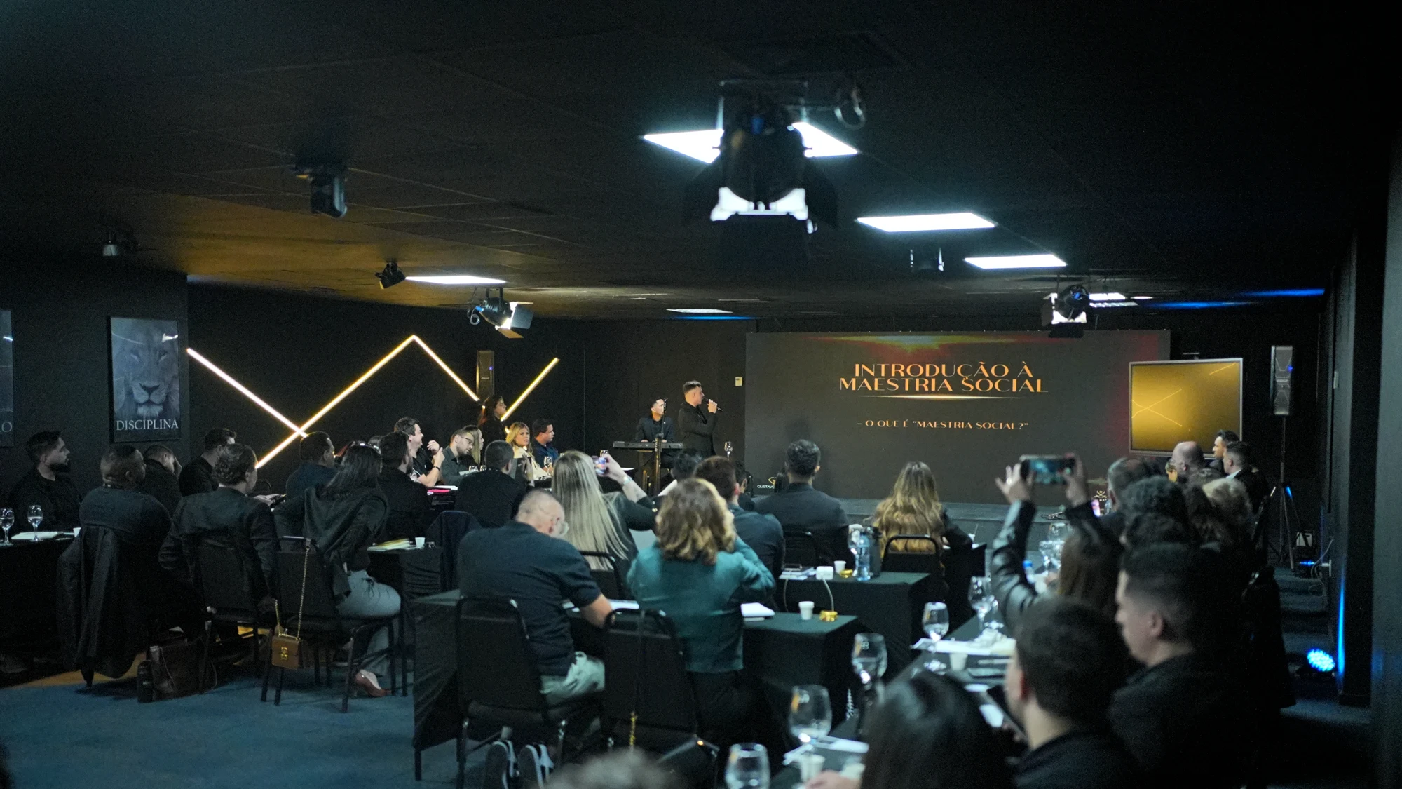 Palestra Maestria Social — evento com plateia