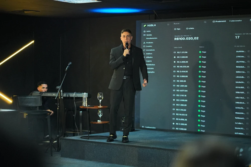 Gustavo Gambit palestrando